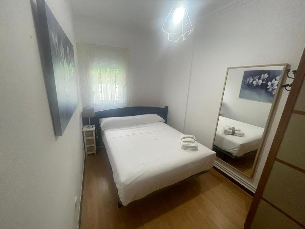 Ferienwohnung Bajo Al Lado Del Ayuntamiento Santander Exterior foto